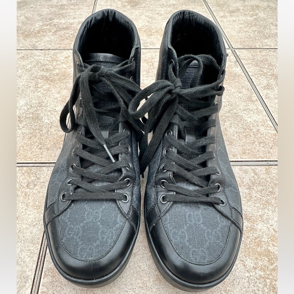 Gucci Brooklyn GG Supreme High Top Sneakers - Picture 2 of 16